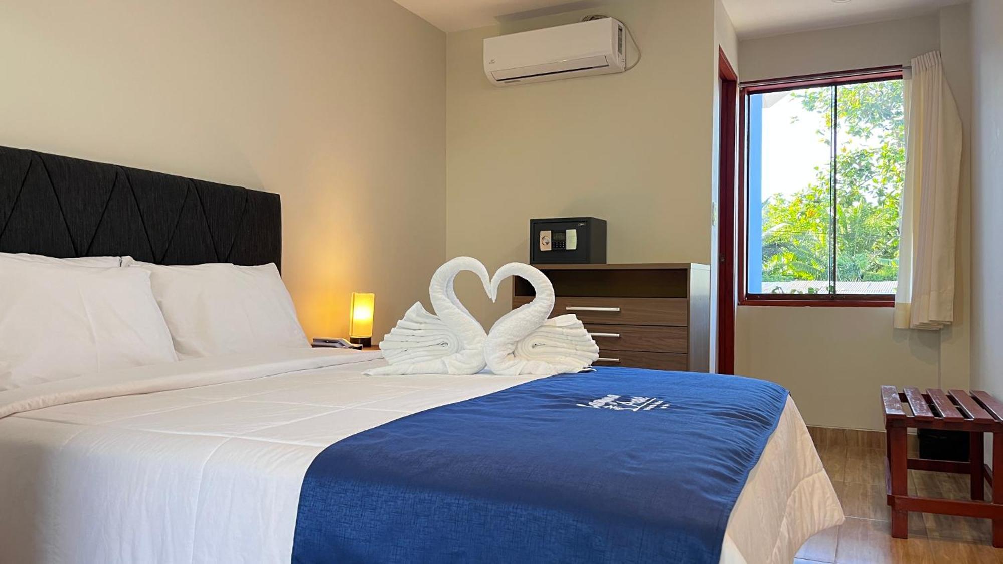 Laguna Azul Hotel & Suites Саусе Экстерьер фото